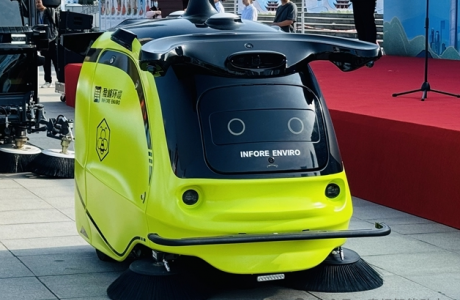 泰坦智能 | 無(wú)線(xiàn)充電賦能無(wú)人環(huán)衛(wèi)：智慧城市的靜默革命